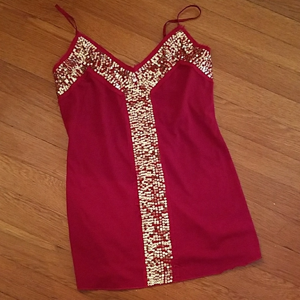 NWOT red and gold sequined tank
